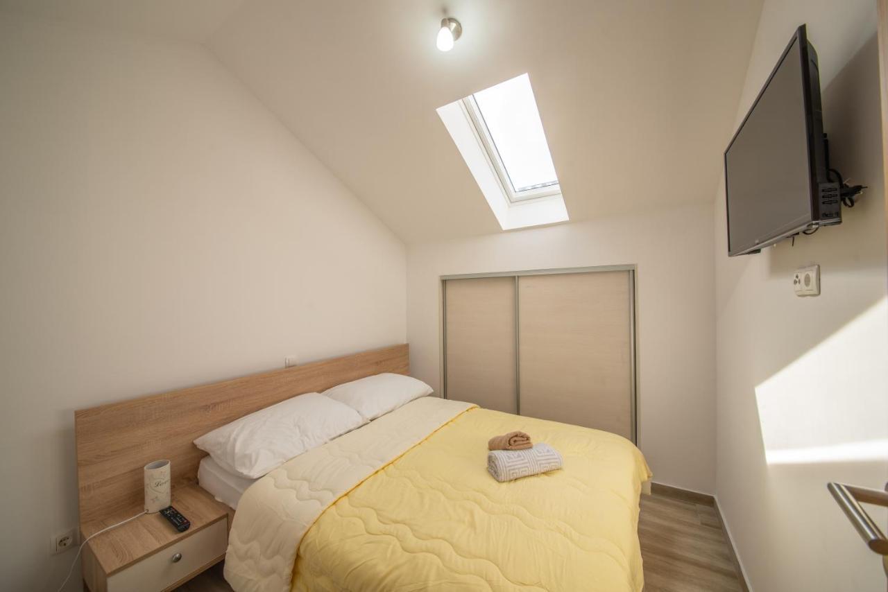 ורסי Apartman Eva מראה חיצוני תמונה