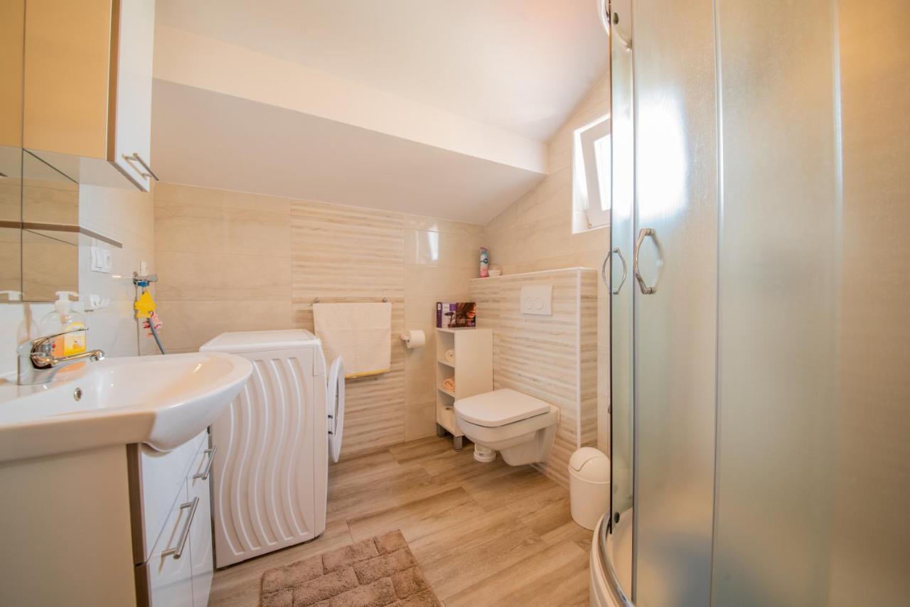 ורסי Apartman Eva מראה חיצוני תמונה