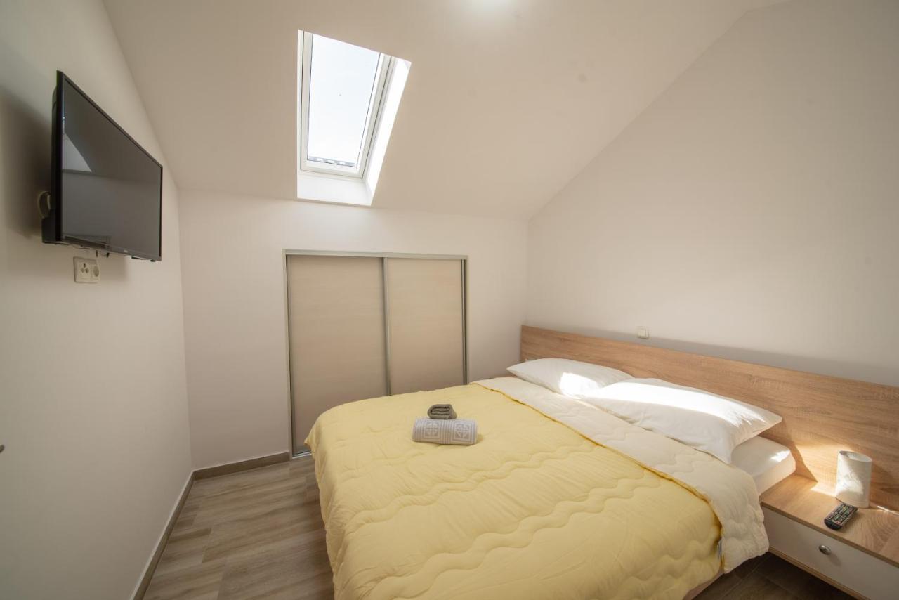 ורסי Apartman Eva מראה חיצוני תמונה