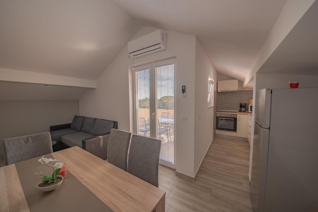 ורסי Apartman Eva מראה חיצוני תמונה